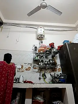 Snapshot of Hot-Sana2 chatting on 04/16/26, 01:17 Hot-Sana2 online show from 04/16/26, 01:17