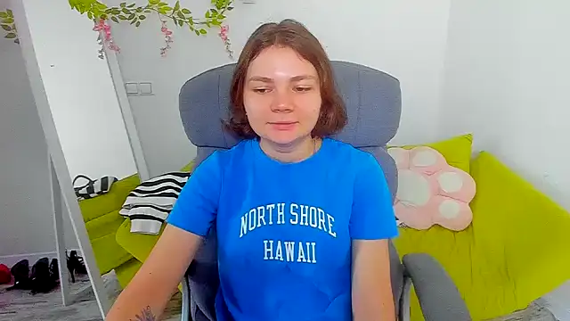 Snapshot of Stella-Maers chatting on 11/18/25, 08:30 Stella-Maers online show from 11/18/25, 08:30