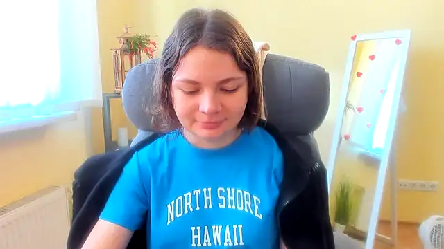 Snapshot of Stella-Maers chatting on 12/15/25, 08:18 Stella-Maers online show from 12/15/25, 08:18