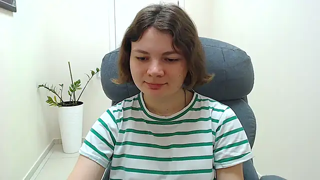 Snapshot of Stella-Maers chatting on 03/05/26, 08:10 Stella-Maers online show from 03/05/26, 08:10