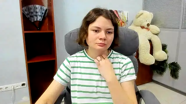 Snapshot of Stella-Maers chatting on 03/06/26, 08:11 Stella-Maers online show from 03/06/26, 08:11