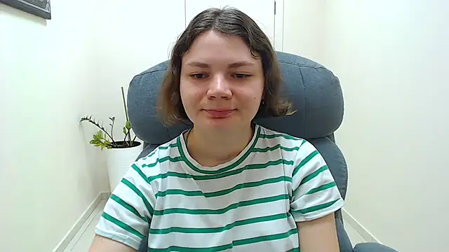 Snapshot of Stella-Maers chatting on 03/07/26, 08:11 Stella-Maers online show from 03/07/26, 08:11