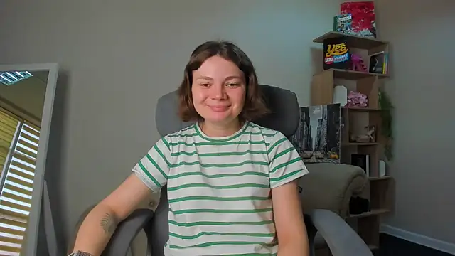 Snapshot of Stella-Maers chatting on 03/16/26, 07:56 Stella-Maers online show from 03/16/26, 07:56