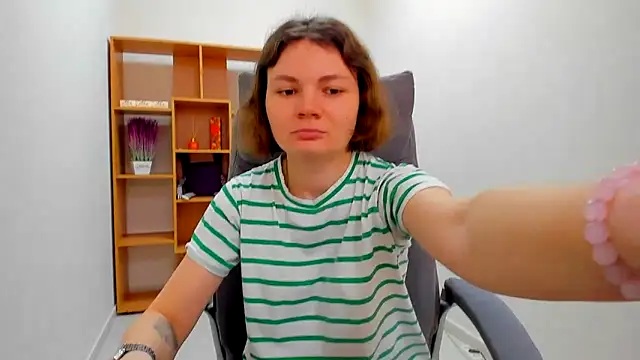 Snapshot of Stella-Maers chatting on 03/17/26, 08:06 Stella-Maers online show from 03/17/26, 08:06