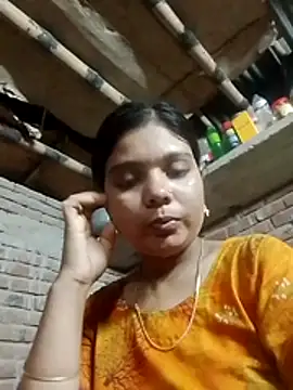 Snapshot of Lema-00 chatting on 10/31/25, 04:30 Lema-00 online show from 10/31/25, 04:30