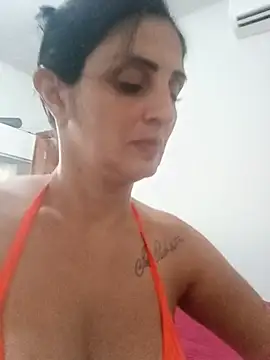 Snapshot of arybiten chatting on 06/16/26, 10:40 arybiten online show from 06/16/26, 10:40