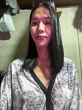 Snapshot of bellaUtops chatting on 03/14/26, 02:55 bellaUtops online show from 03/14/26, 02:55