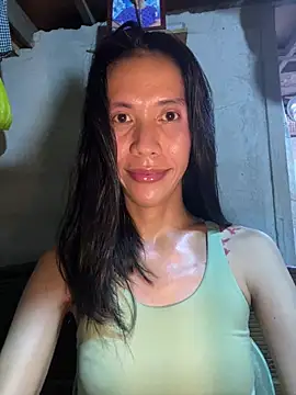 Snapshot of bellaUtops chatting on 05/08/26, 12:54 bellaUtops online show from 05/08/26, 12:54