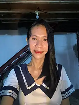 Snapshot of bellaUtops chatting on 06/03/26, 03:17 bellaUtops online show from 06/03/26, 03:17