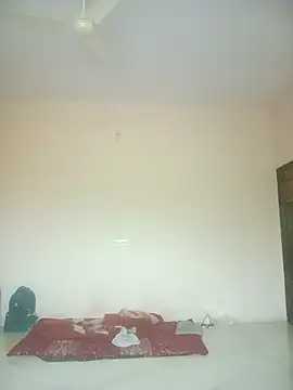 Snapshot of marathicpl25 chatting on 12/21/25, 06:09 marathicpl25 online show from 12/21/25, 06:09