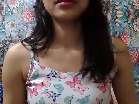 Snapshot of pragya_44 chatting on 11/04/25, 02:05 pragya 44 online show from 11/04/25, 02:05