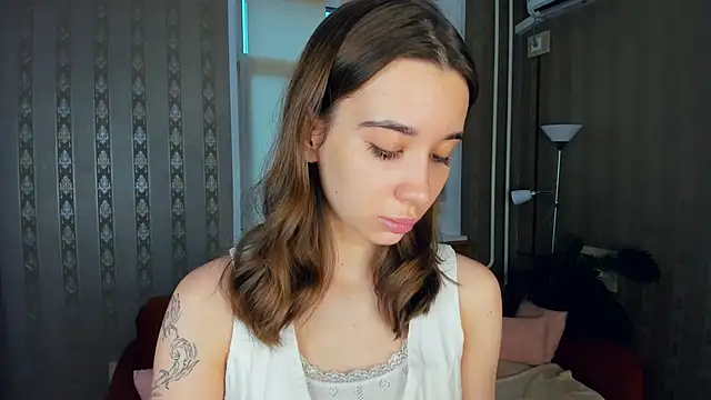 Snapshot of JacalynSchreiber chatting on 11/18/25, 09:03 JacalynSchreiber online show from 11/18/25, 09:03