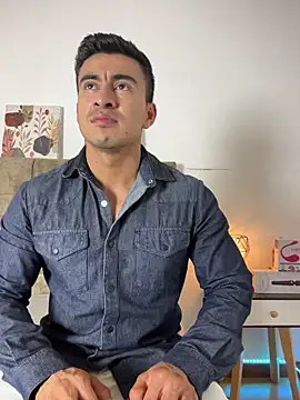 Snapshot of Chris_Clarck chatting on 12/02/25, 07:53 Chris Clarck online show from 12/02/25, 07:53