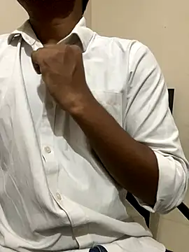 helicoptershow online show from 10/31/25, 07:37