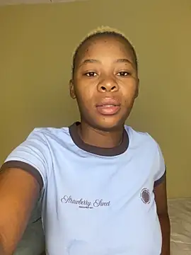 MiyaXo2 online show from 12/19/25, 01:23