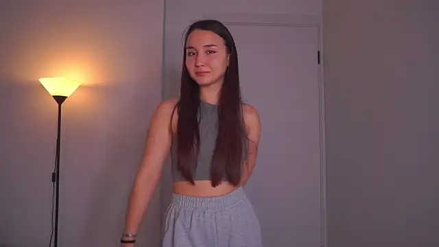 StephaniMulac online show from 11/01/25, 04:14