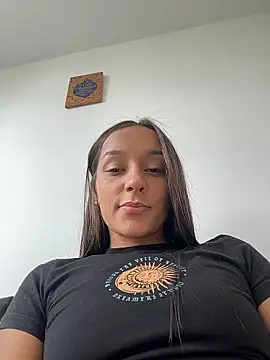 Brunettecollins05 online show from 01/08/26, 05:37