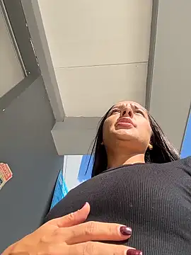 Brunettecollins05 online show from 03/16/26, 08:24