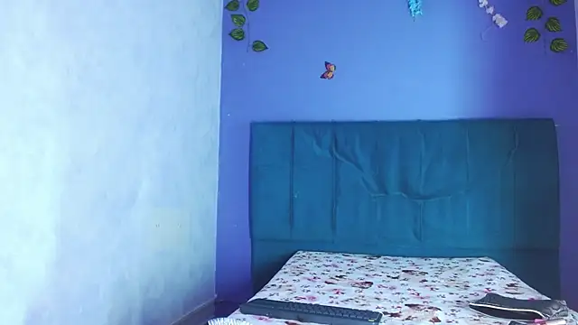 aperlacandycm01 online show from 11/14/25, 04:22