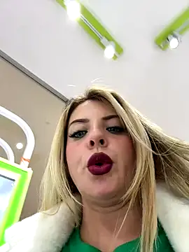 Snapshot of jordynjace chatting on 11/03/25, 02:51 jordynjace online show from 11/03/25, 02:51