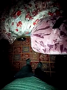 Snapshot of 1990Mido chatting on 04/12/26, 04:39 1990Mido online show from 04/12/26, 04:39