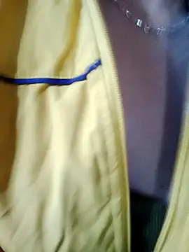 shy-bany123 online show from 11/26/25, 12:22