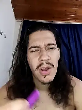 Snapshot of OnixAgata0 chatting on 11/10/25, 10:42 OnixAgata0 online show from 11/10/25, 10:42