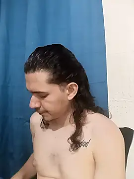 Snapshot of OnixAgata0 chatting on 01/18/26, 10:35 OnixAgata0 online show from 01/18/26, 10:35