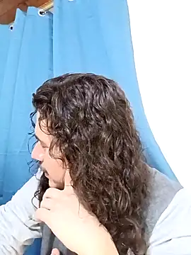 Snapshot of OnixAgata0 chatting on 04/15/26, 01:56 OnixAgata0 online show from 04/15/26, 01:56