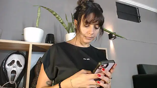 mickystrumia23 online show from 02/03/26, 07:08