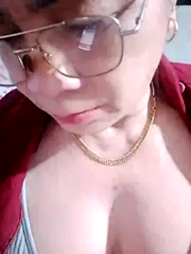 small-house123 online show from 01/13/26, 12:38