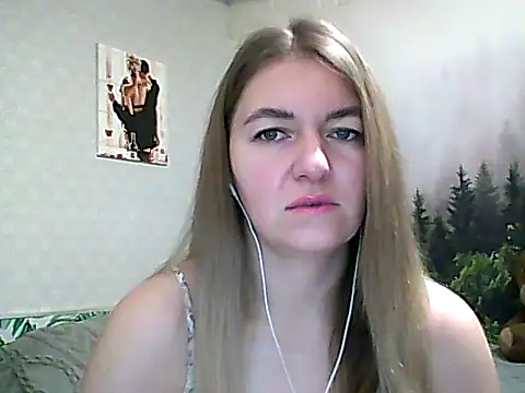 Snapshot of CandyOLimeX chatting on 12/01/25, 10:37 CandyOLimeX online show from 12/01/25, 10:37