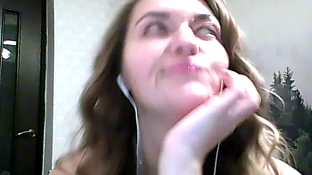 Snapshot of CandyOLimeX chatting on 12/15/25, 09:30 CandyOLimeX online show from 12/15/25, 09:30