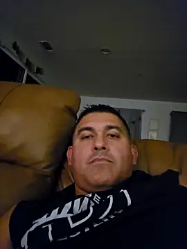 Snapshot of Jlethal67 chatting on 12/23/25, 07:06 Jlethal67 online show from 12/23/25, 07:06