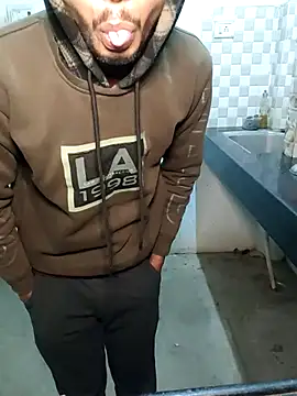 baby Cpl21 online show from 01/13/26, 03:39