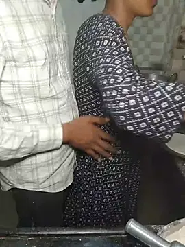 baby Cpl21 online show from 02/23/26, 02:03