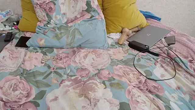 Snapshot of ksenia_444 chatting on 02/01/26, 09:19 ksenia 444 online show from 02/01/26, 09:19