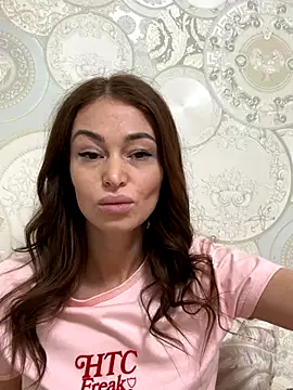 Snapshot of Sindy_Energy chatting on 11/02/25, 12:40 Sindy Energy online show from 11/02/25, 12:40