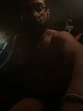 Snapshot of Dave_5518 chatting on 03/21/26, 09:25 Dave 5518 online show from 03/21/26, 09:25