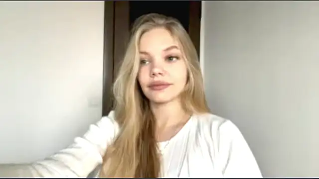 Snapshot of SweetAmelia69 chatting on 11/26/25, 05:41 SweetAmelia69 online show from 11/26/25, 05:41