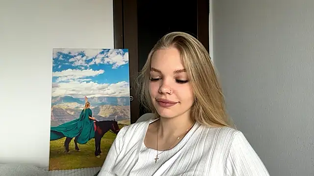 Snapshot of SweetAmelia69 chatting on 12/04/25, 08:45 SweetAmelia69 online show from 12/04/25, 08:45