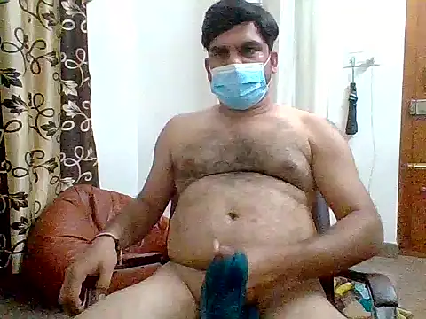 Snapshot of funnyboy_069 chatting on 11/15/25, 06:37 funnyboy 069 online show from 11/15/25, 06:37