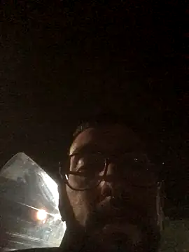 Snapshot of Maqbur chatting on 11/08/25, 03:07 Maqbur online show from 11/08/25, 03:07