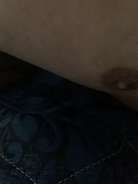 Snapshot of Maqbur chatting on 11/15/25, 08:38 Maqbur online show from 11/15/25, 08:38