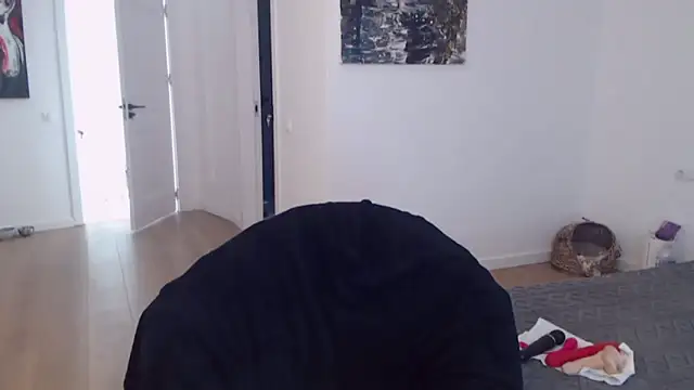 Snapshot of Rebecaburns chatting on 03/13/26, 12:12 Rebecaburns online show from 03/13/26, 12:12