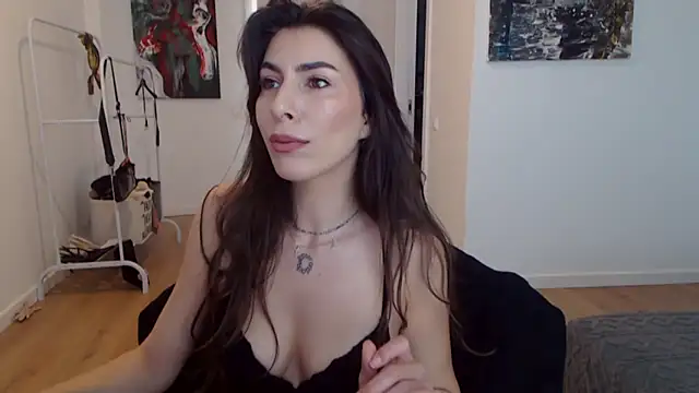 Snapshot of Rebecaburns chatting on 04/17/26, 01:36 Rebecaburns online show from 04/17/26, 01:36