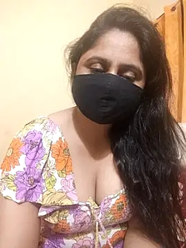 Snapshot of mouni499 chatting on 03/23/26, 04:44 mouni499 online show from 03/23/26, 04:44