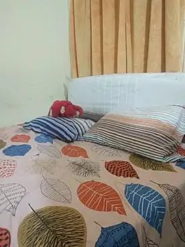 Snapshot of mouni499 chatting on 04/02/26, 05:43 mouni499 online show from 04/02/26, 05:43