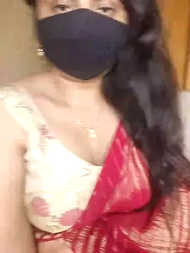 Snapshot of mouni499 chatting on 07/15/26, 10:26 mouni499 online show from 07/15/26, 10:26