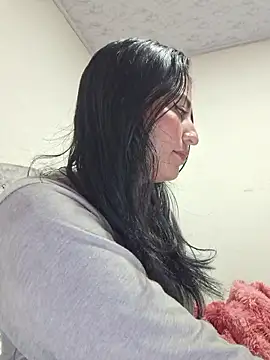 GISELLA   online show from 01/16/26, 10:52